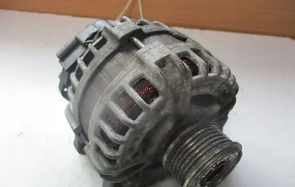 Nissan Qashqai Generator/alternator 231004EA0A