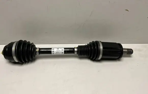 BMW 5 G30 G31 G38 Front driveshaft 8062093 8092513