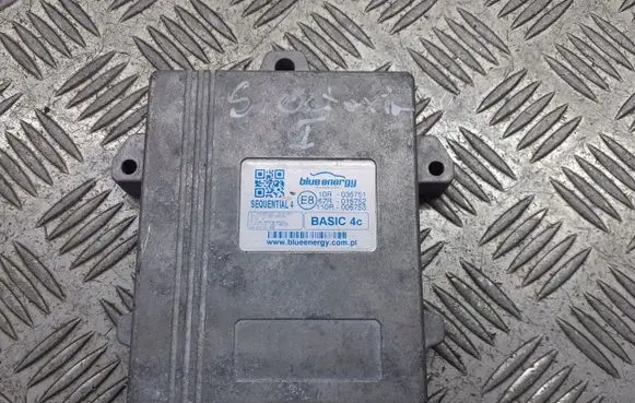 Skoda Octavia Mk2 (1Z) LP gas control unit module 110R-006753