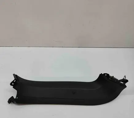 Porsche Cayenne (9Y0 9Y3) Tailgate trim 9Y3867607A