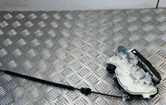 Skoda Superb B6 (3T) Front door lock 5N1837015C