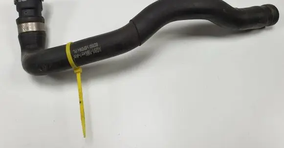 Volvo V60 Engine coolant pipe/hose AG91-18K497-AB