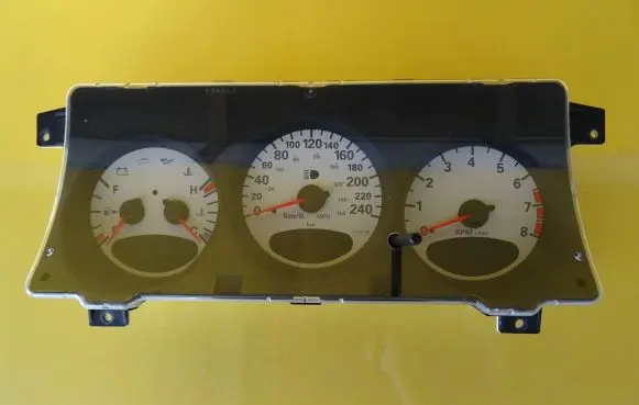 Chrysler PT Cruiser Speedometer (instrument cluster) 04671535AJ