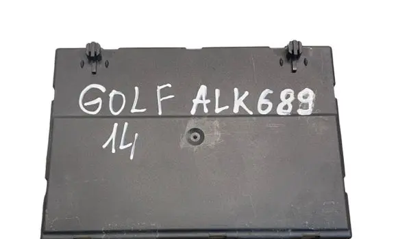 Volkswagen Golf VII Seat control module 3AA959257