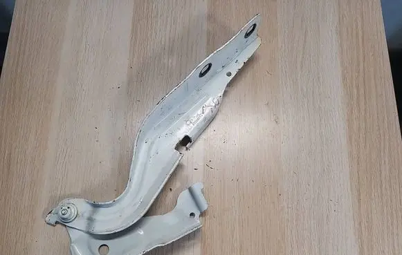 Jeep Compass Engine bonnet/hood hinges NNI15238