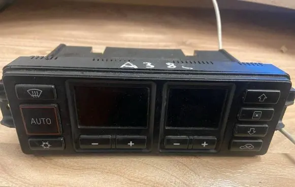 Audi A3 S3 8L Climate control unit 5HB00760804 8L0820043D