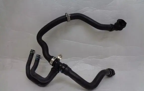 Peugeot 5008 II Engine coolant pipe/hose 9816364780
