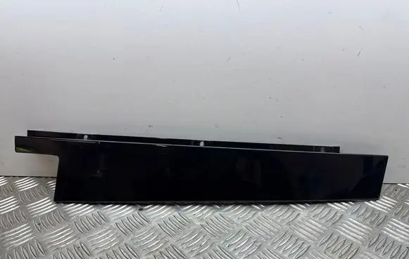 Mercedes-Benz GLE W167 Rear door glass trim molding A1676904800