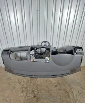 Volkswagen Transporter - Caravelle T5 Dashboard 7E1857003