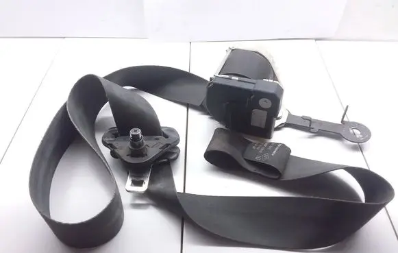 Renault Clio II Front seatbelt 33009759 34019642