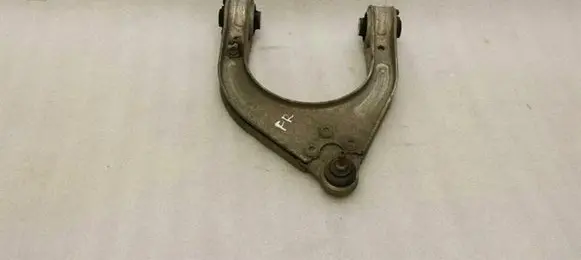 Mercedes-Benz CLS C219 Front upper control arm/wishbone A2113309007