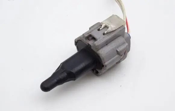 Toyota Avensis T250 Outside/exterior temperature sensor 11030