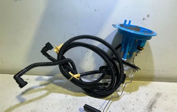 Volkswagen Tiguan Fuel level sensor