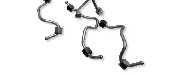 Mazda 6 Fuel injector supply line/pipe 
