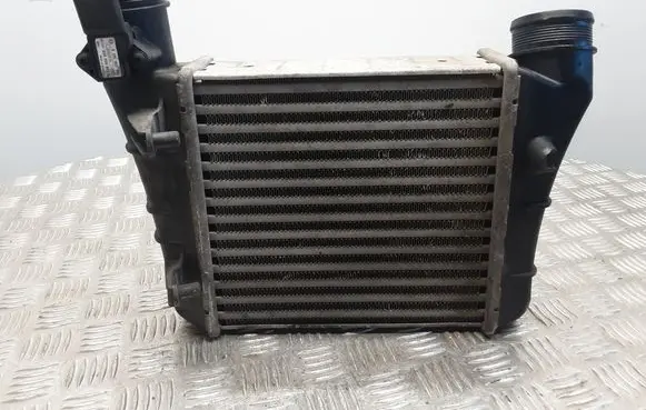Audi A4 S4 B6 8E 8H Intercooler radiator 8E0145805AA