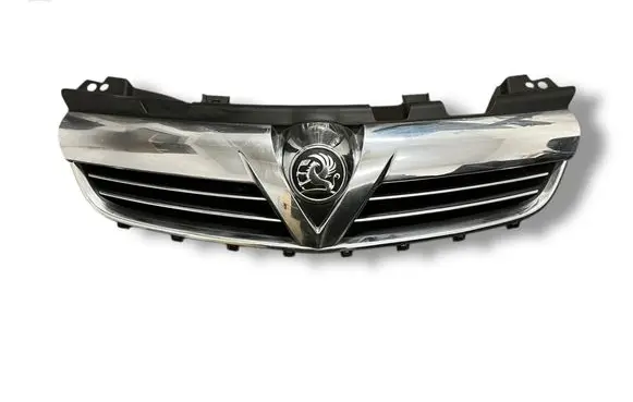 Opel Zafira B Front grill 13247328 13247331