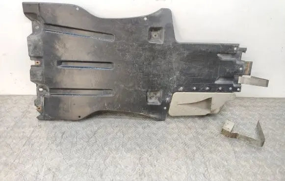 Porsche Cayenne (9PA) Center/middle under tray cover 7L0825231R