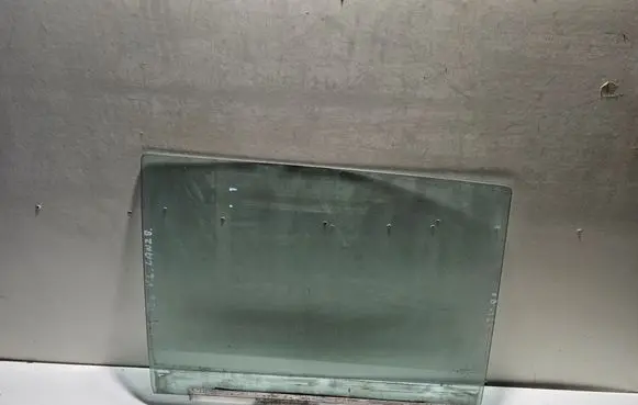 Mercedes-Benz S W126 Rear door window glass 43R001025