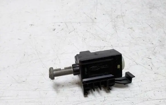 Clutch pedal sensor