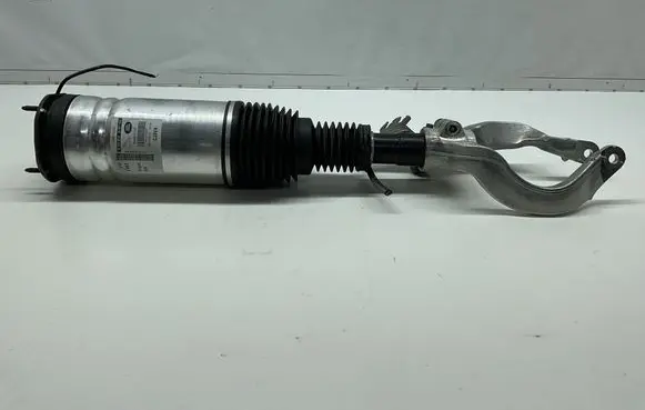 Land Rover Discovery 5 Front shock absorber/damper HY32-3C285-BD