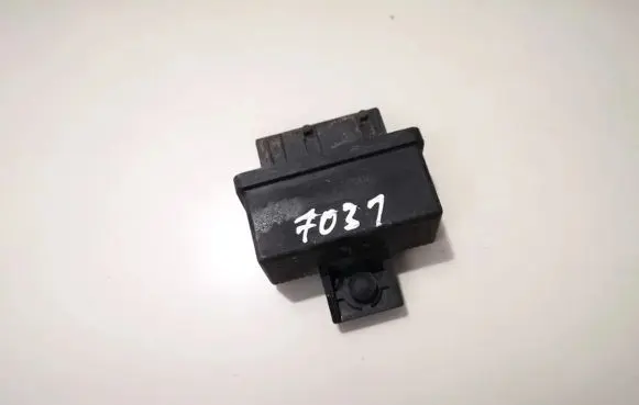 Citroen Berlingo Fuel injection pump control unit/module 240107