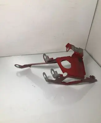 BMW 6 F06 Gran coupe Fender mounting bracket