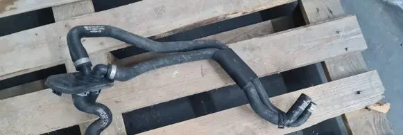 Audi Q5 SQ5 Engine coolant pipe/hose 80A819350D 152101