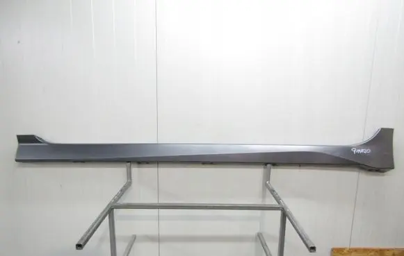 Nissan Leaf II (ZE1) Front sill (body part) 76851-6wl2c