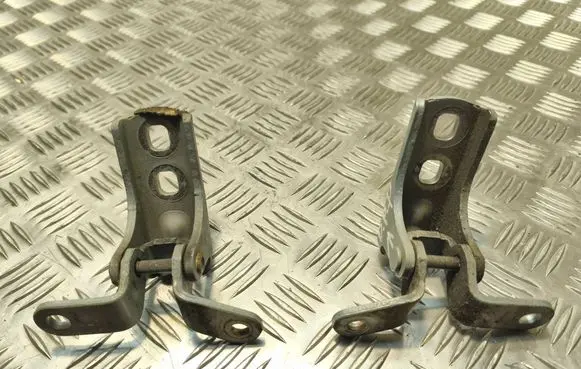Front door hinge set