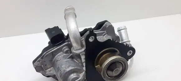 Audi Q2 - EGR valve 04L131501S