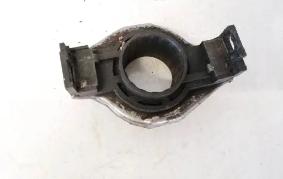 Ford Mondeo MK I clutch release bearing f2173751 93-zt-7548-ab