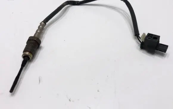 BMW 5 G30 G31 G38 Exhaust gas temperature sensor 8596276