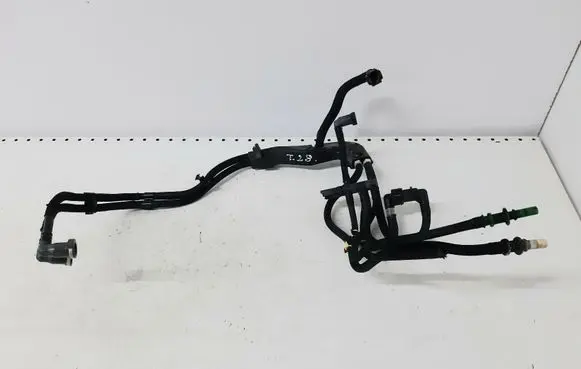 Volvo V50 Fuel line/pipe/hose 