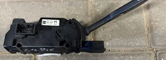 Citroen C4 I Picasso Gear shifter/selector 96811352XT 88500004