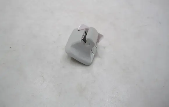 Sun visor clip/hook/bracket