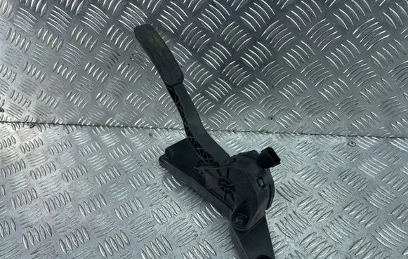 Jaguar XE Accelerator throttle pedal