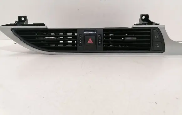 Audi A6 S6 C7 4G Dash center air vent grill 4G2820951