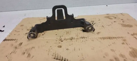 Other engine bay part