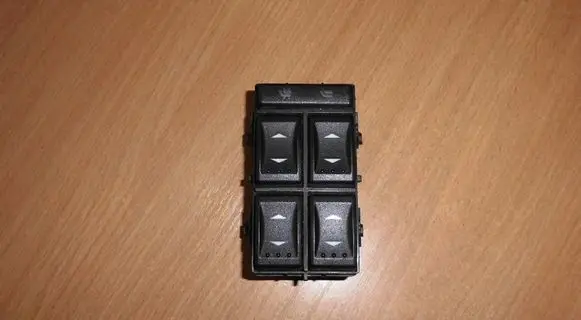 Ford Mondeo Mk III Electric window control switch 1S7T14A132BD 03163451