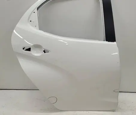 Toyota Yaris XP210 Rear door