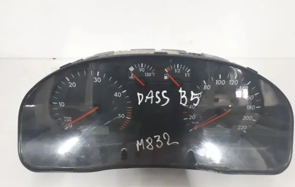 Volkswagen PASSAT B5 Speedometer (instrument cluster) 3B0919861J 110008793023
