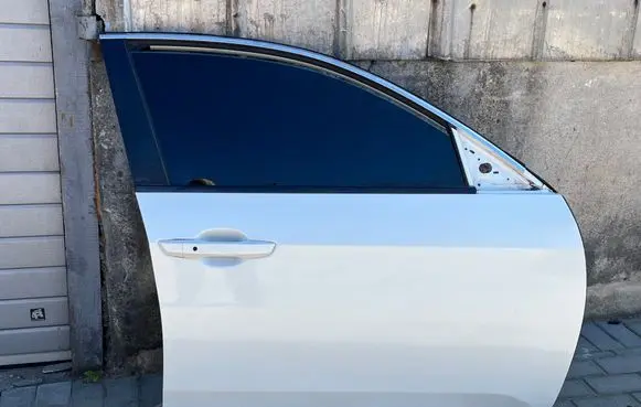 Honda Civic X Front door