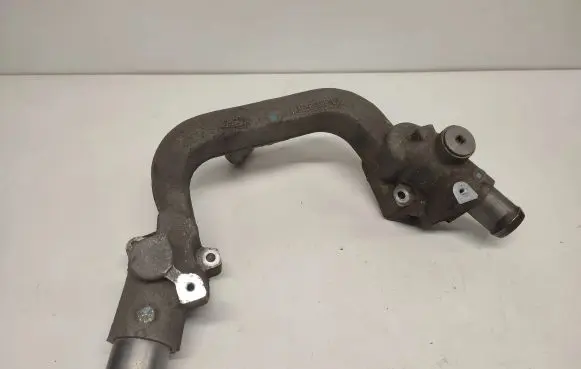 Ford Mustang IV Engine coolant pipe/hose 4R3E8C369DD