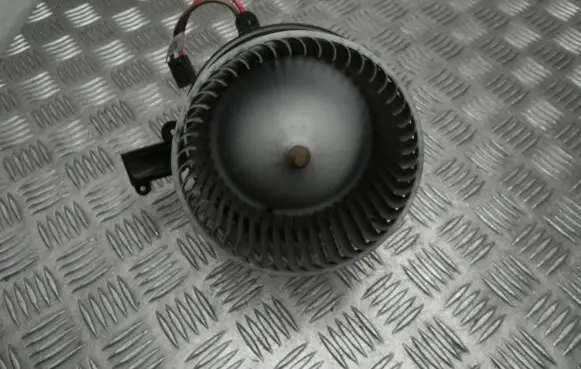 Mercedes-Benz Vito Viano W447 Heater fan/blower BZ71086