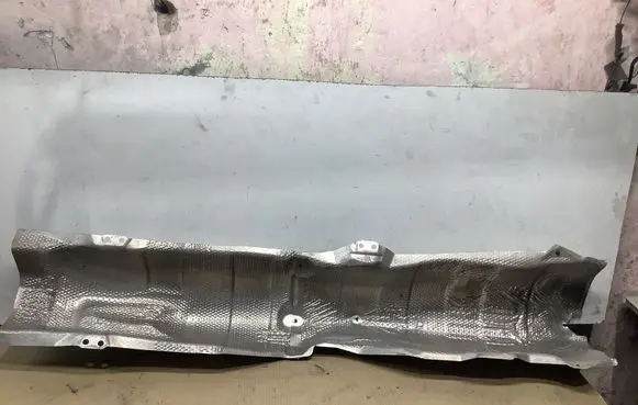 Lexus ES VII XZ10 Exhaust heat shield 
