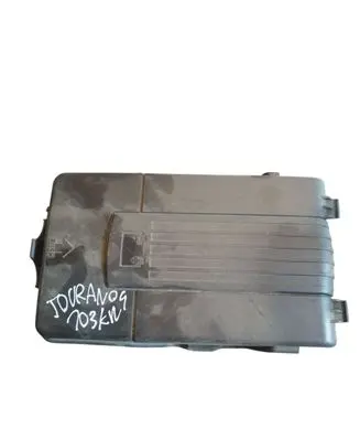 Volkswagen Touran I Battery box tray cover/lid 3c0915443