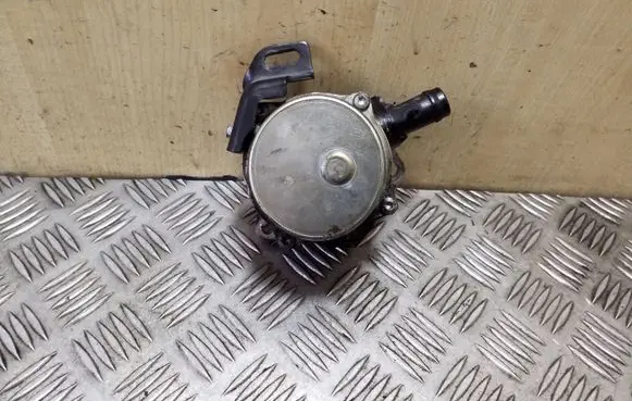 Renault Scenic III - Grand scenic III Vacuum pump