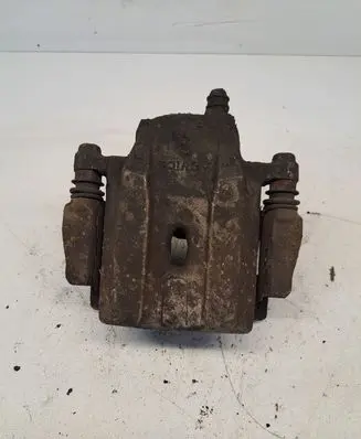 Toyota Prius (NHW20) Front brake caliper