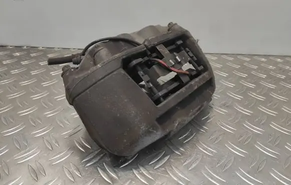 Audi A6 S6 C7 4G Front brake caliper 8R0615105BM 000F0RZ 327BCZ