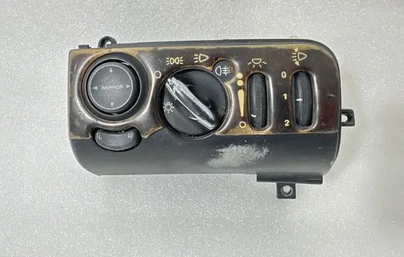 Chrysler Voyager Light switch 9575541G